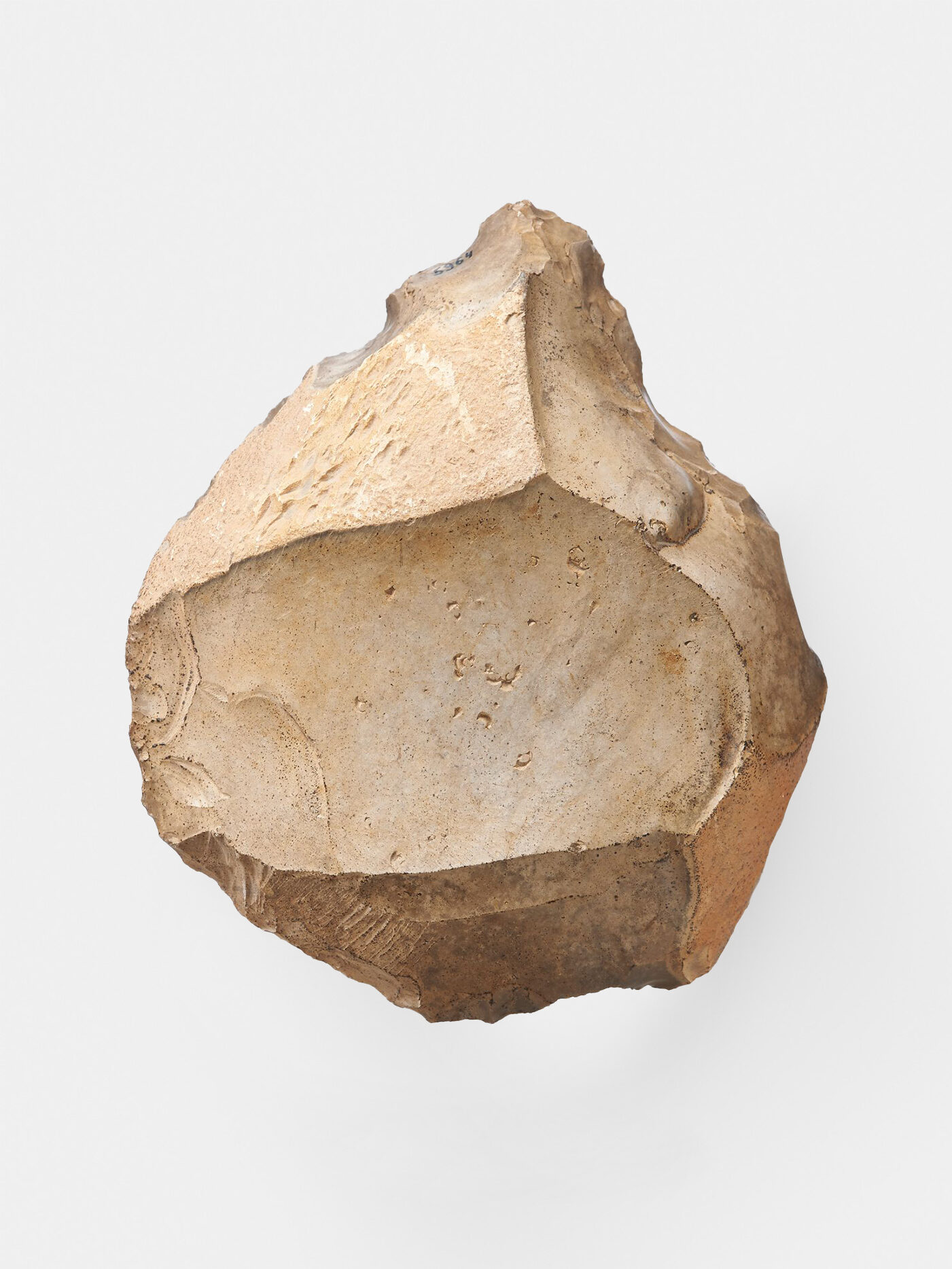 Faustkeil ca 150 000 vor heute Silex wahrscheinlich aus Cerro Veronese Provinz Verona Italien Archaeologische Sammlung der Universitaet Zuerich Bearbeitet